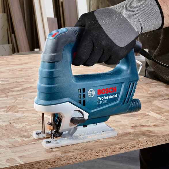 Sierra caladora 520W c/velocidad variable - Bosch BS0312