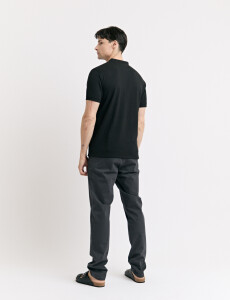 520750 REMERA HARRINGTON LABEL Negro