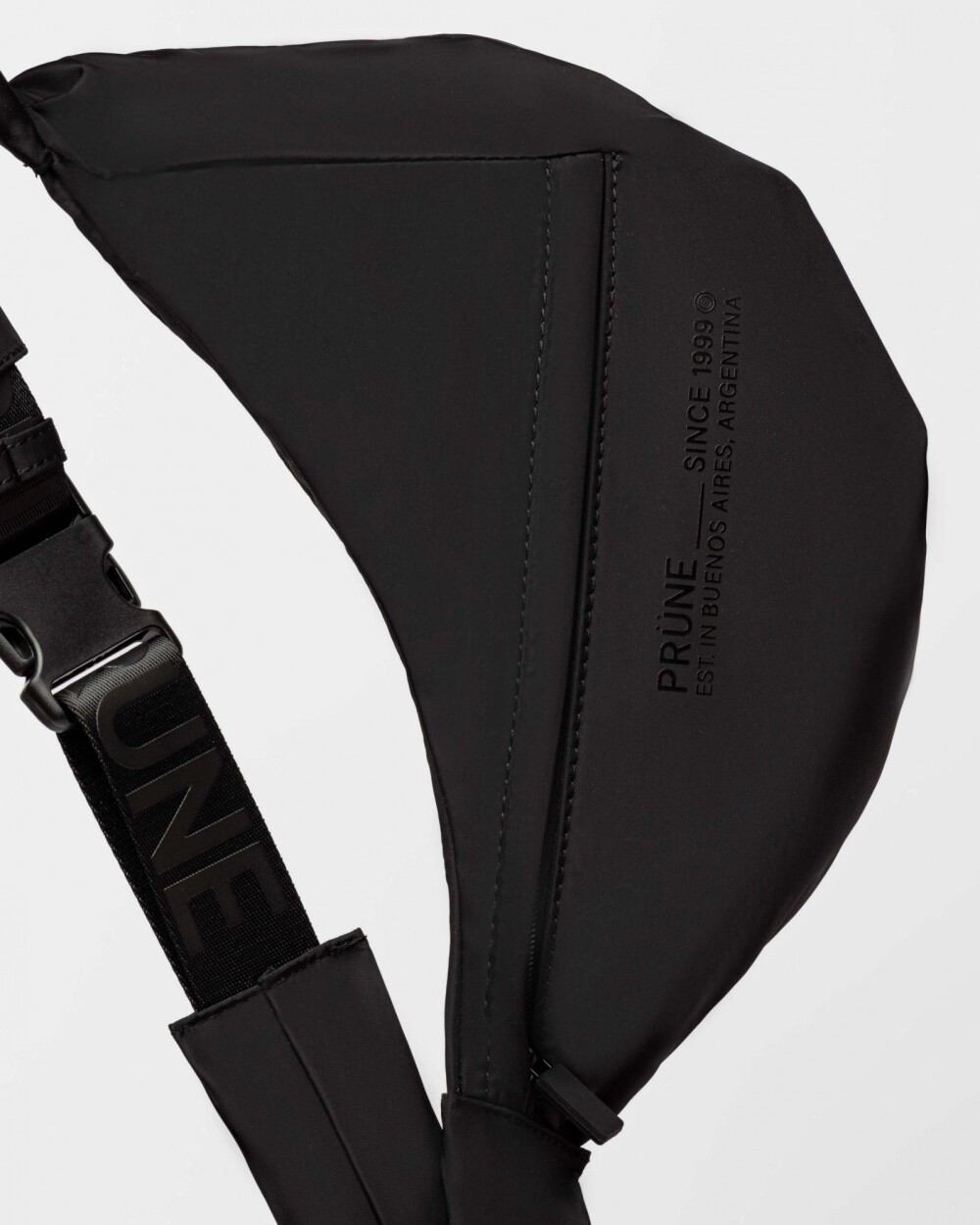Bandolera Terra en Nylon Negro