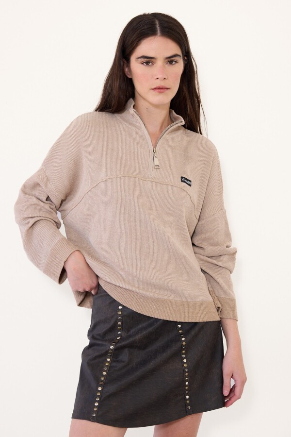 Sweater Label Unit Beige