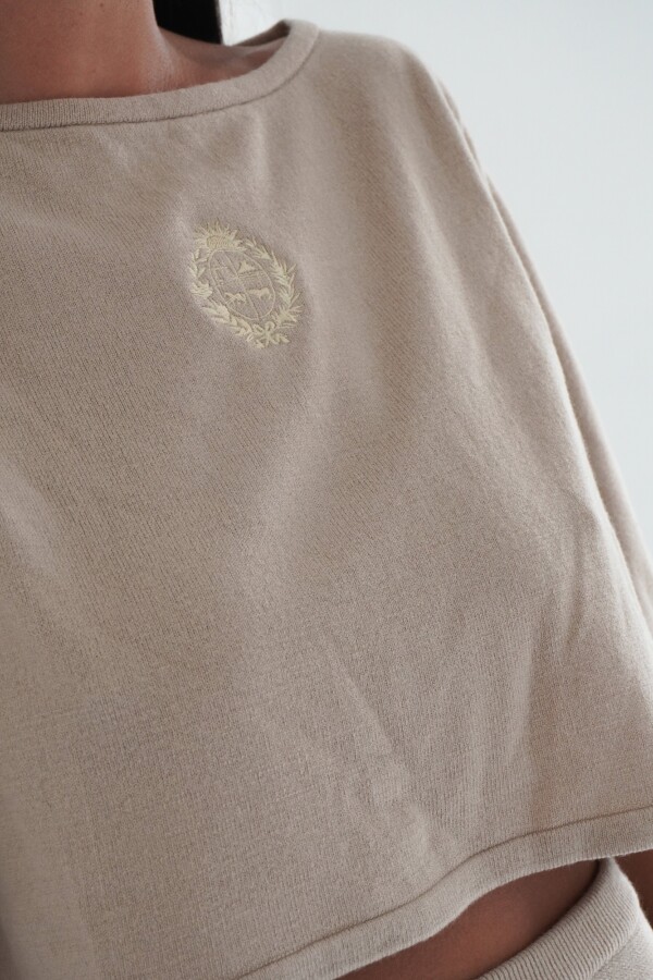 República Top Beige
