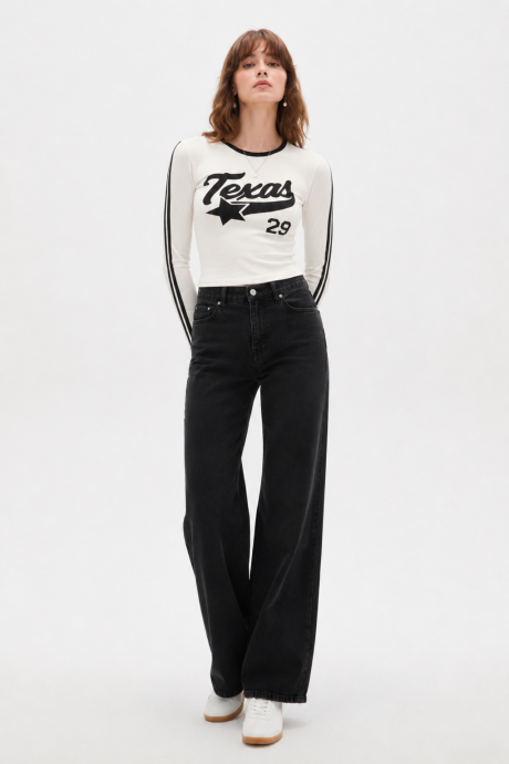 Remera Qaris Estampado 4