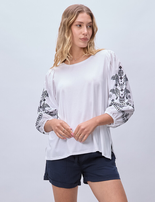 Blusa Bordada BLANCO/AZUL