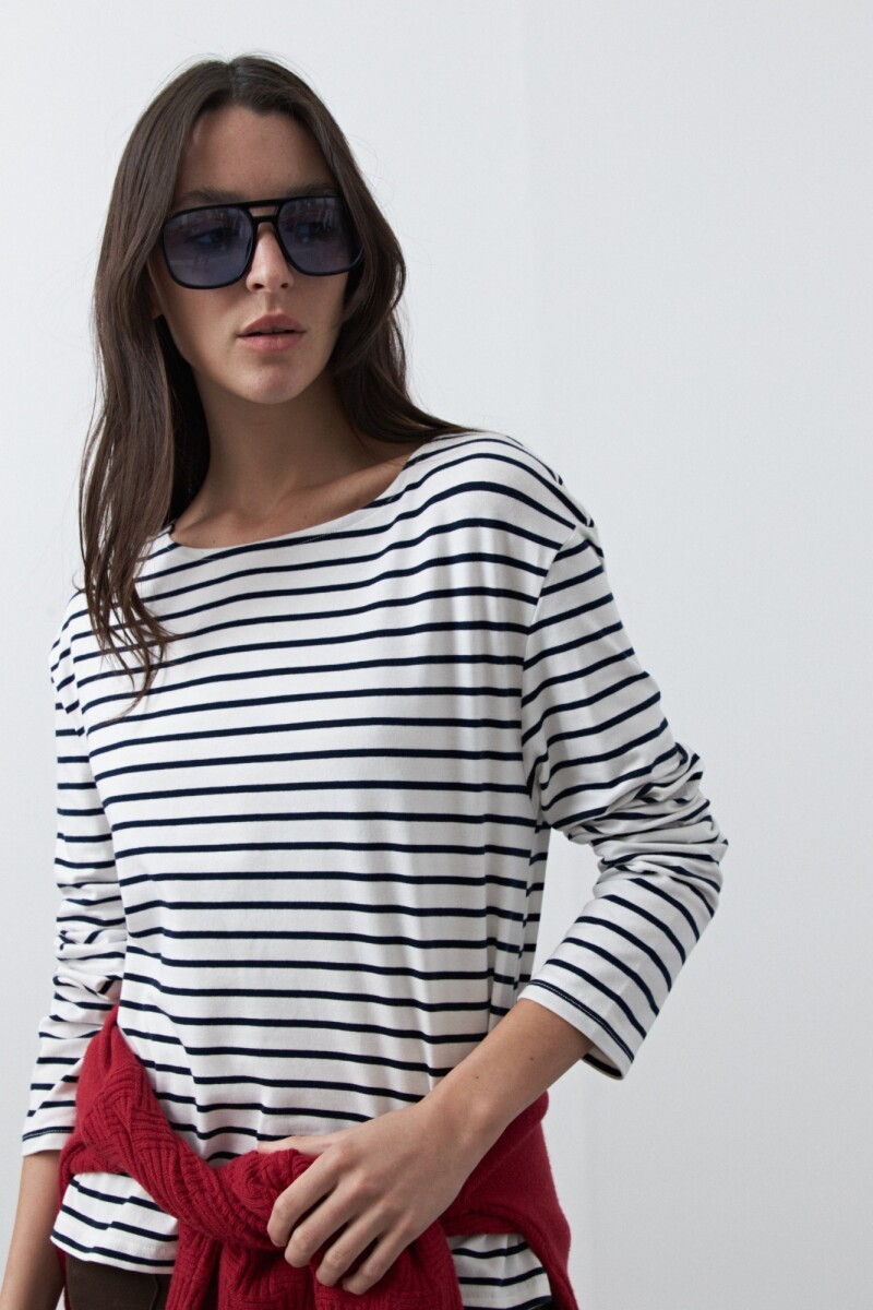 REMERA CHILA Azul Marino