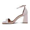 Vizzano Sandalia Una Tira Taco Medio C/pulsera Blanco