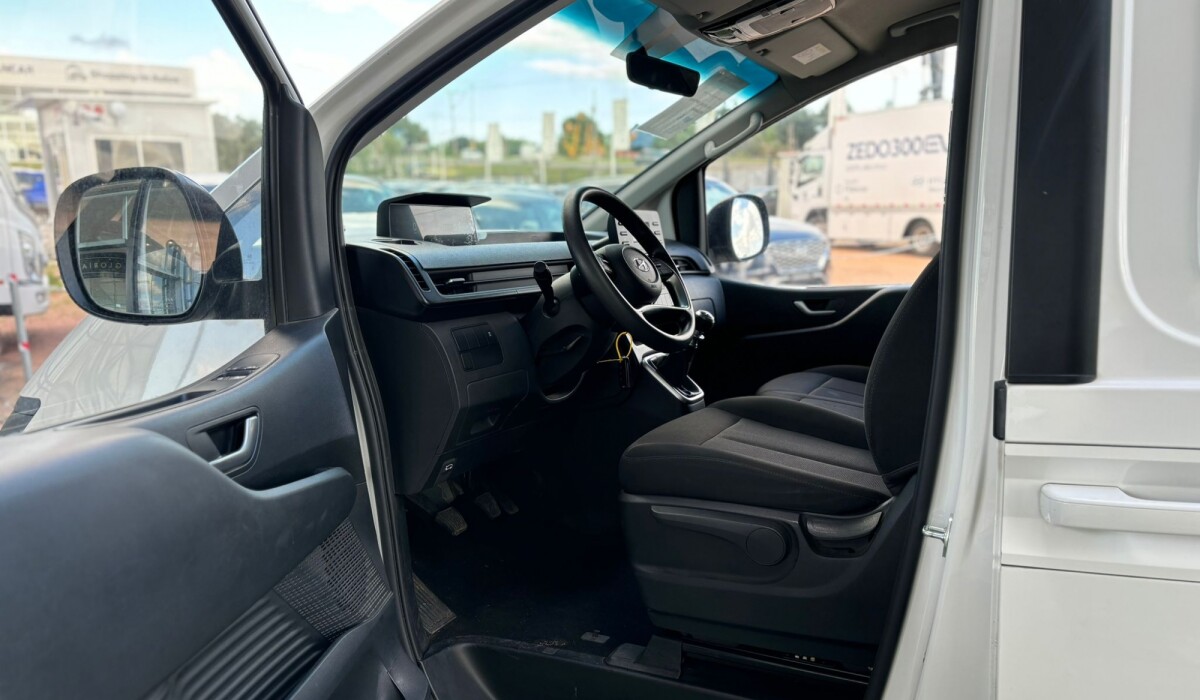 Hyundai H1 Staria Furgon 2.2 Diesel - 2022 Hyundai H1 Staria Furgon 2.2 Diesel - 2022