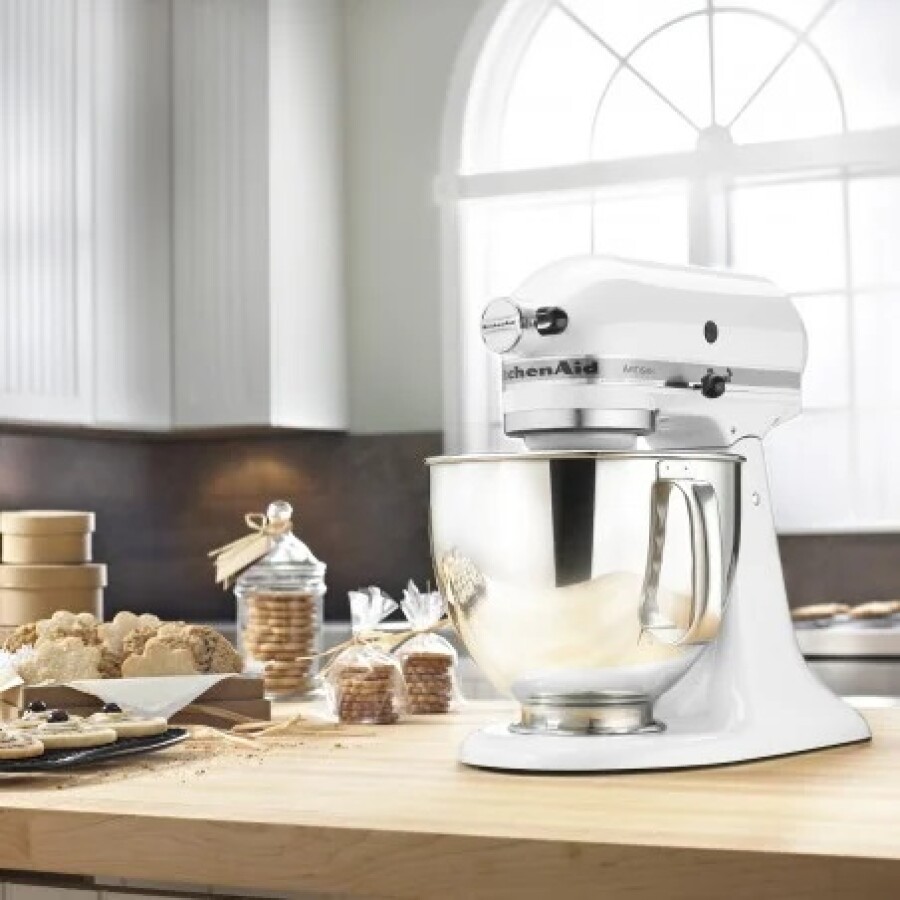 Batidora planetaria Artisan Blanca 4.8 lts KitchenAid KIT-KSM150PSEWH Batidora planetaria Artisan Blanca 4.8 lts KitchenAid KIT-KSM150PSEWH