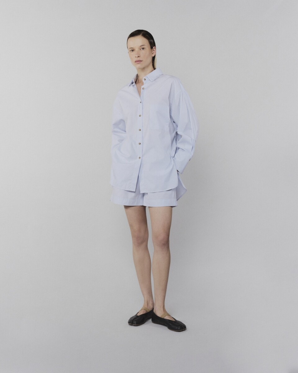 0017 CLASSIC SHIRT BLANCO CON 