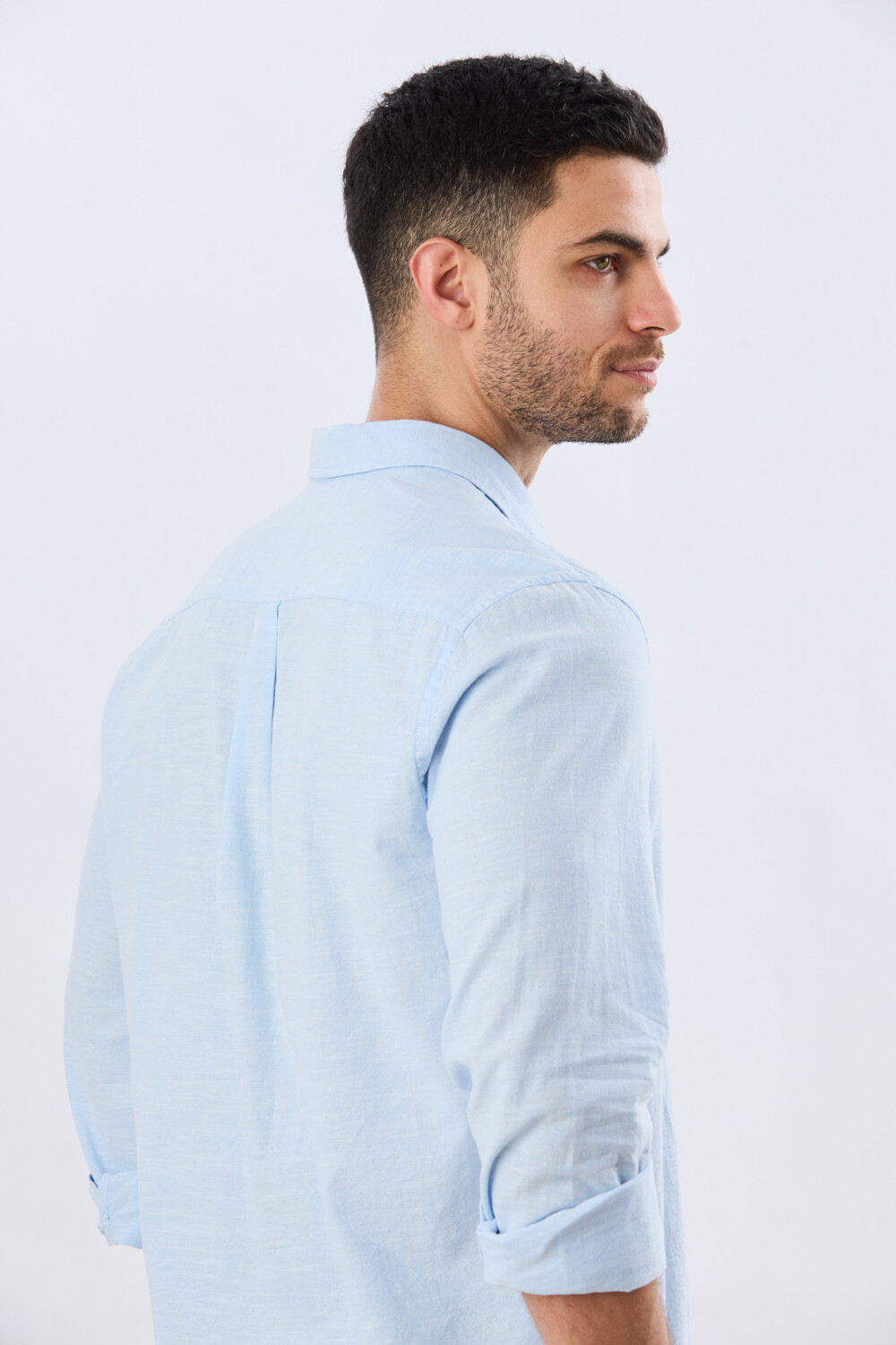 CAMISA LISA DE LINO Celeste