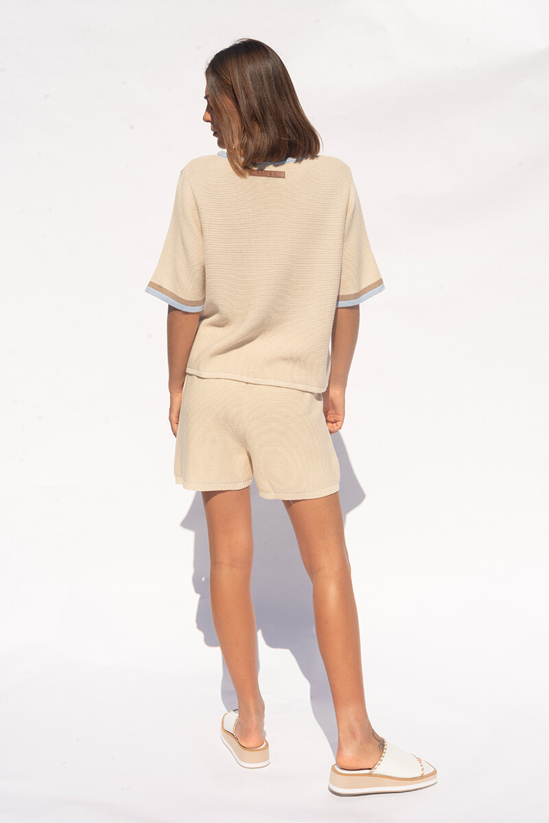 Short Comfy Beige