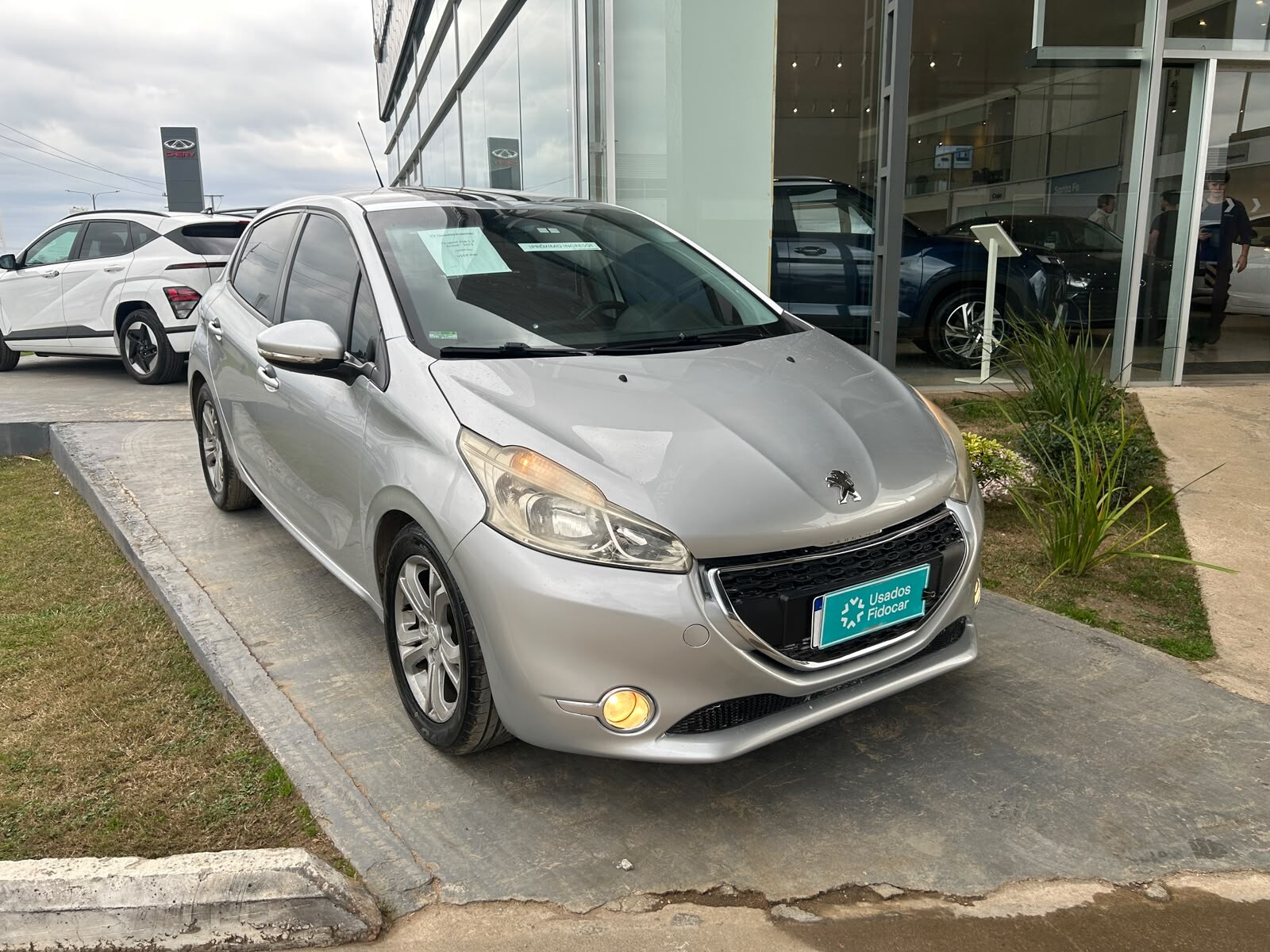 Peugeot 208 1.2 Active - 2013 