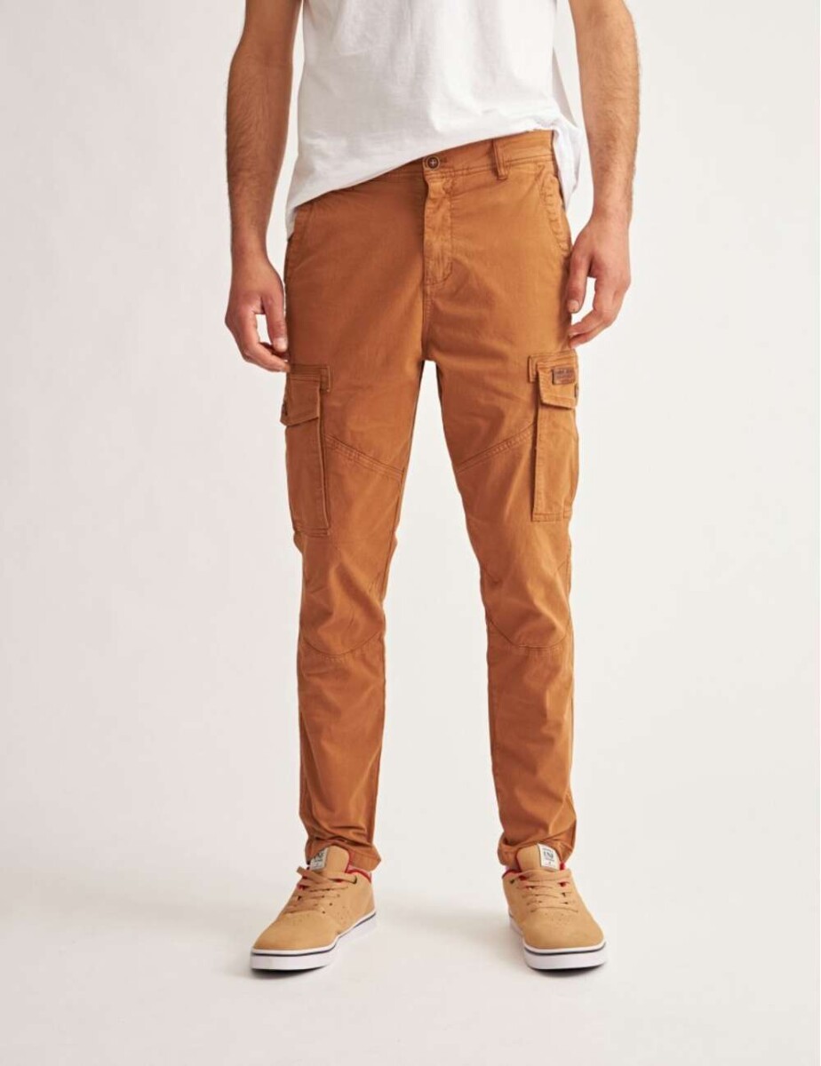 Pantalón cargo New Andino 56 - Oro 
