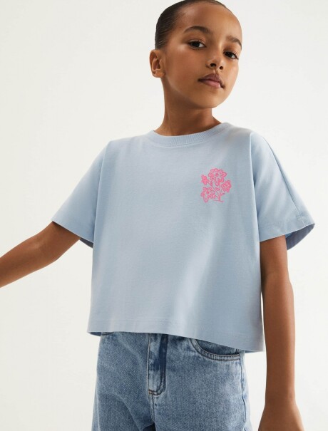 CAMISETA INFANTIL MANGA CORTA CON ESTAMPAS CELESTE