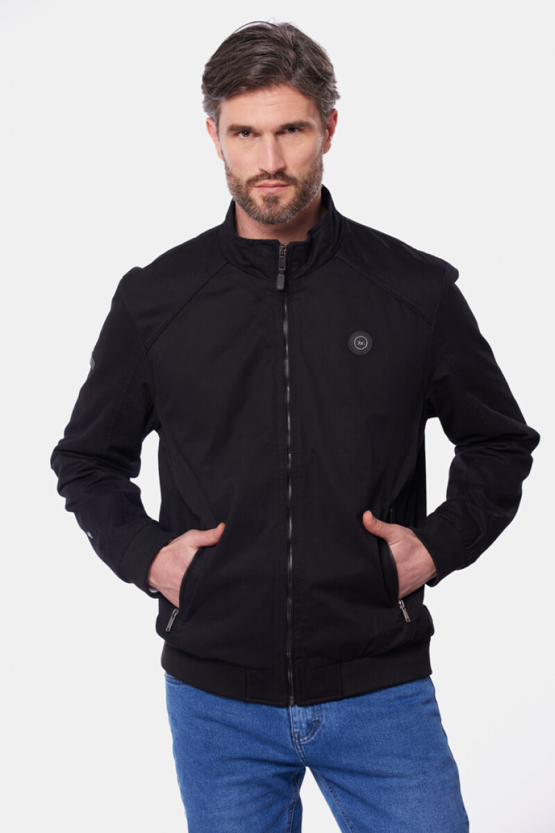 CAMPERA CASUAL DE GABARDINA - Negro 