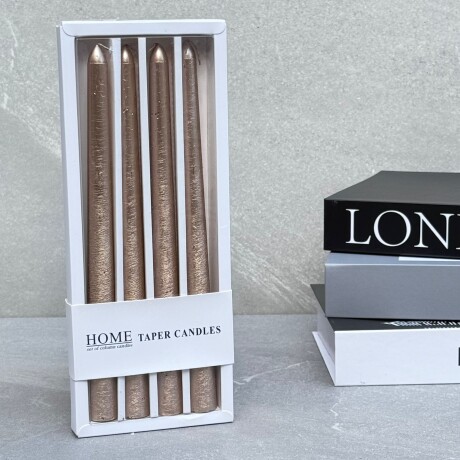 Set 4 Velas Conicas Ligeras 25cm Set 4 Velas Conicas Ligeras 25cm