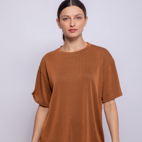 REMERA OLSEN Tostado