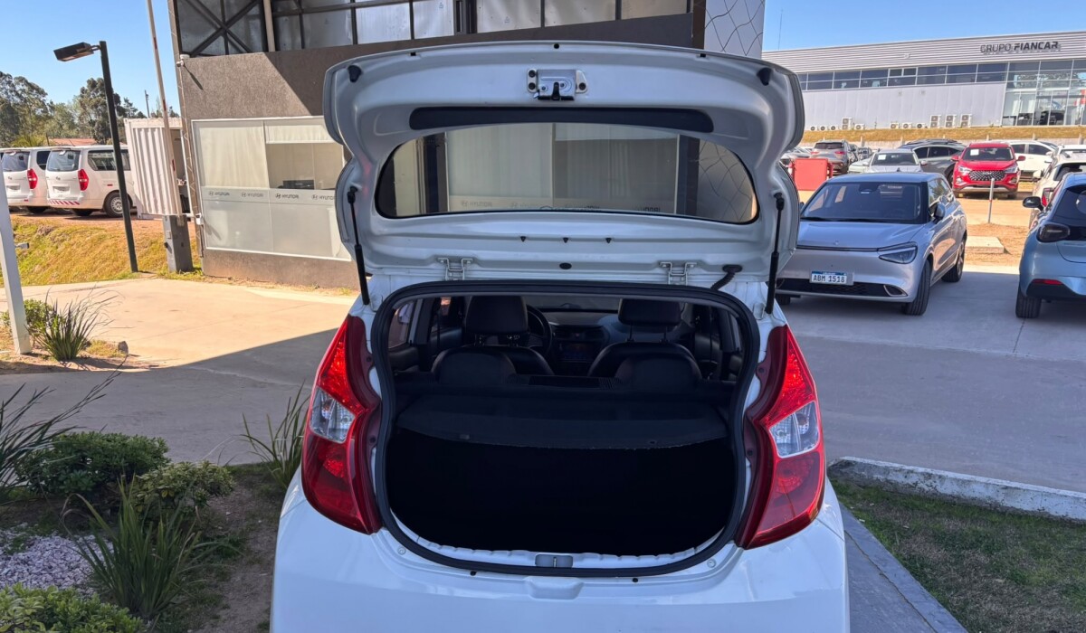 Hyundai Eon GLS - 2014 Hyundai Eon GLS - 2014