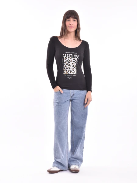 REMERA NILA VARIANTE 18