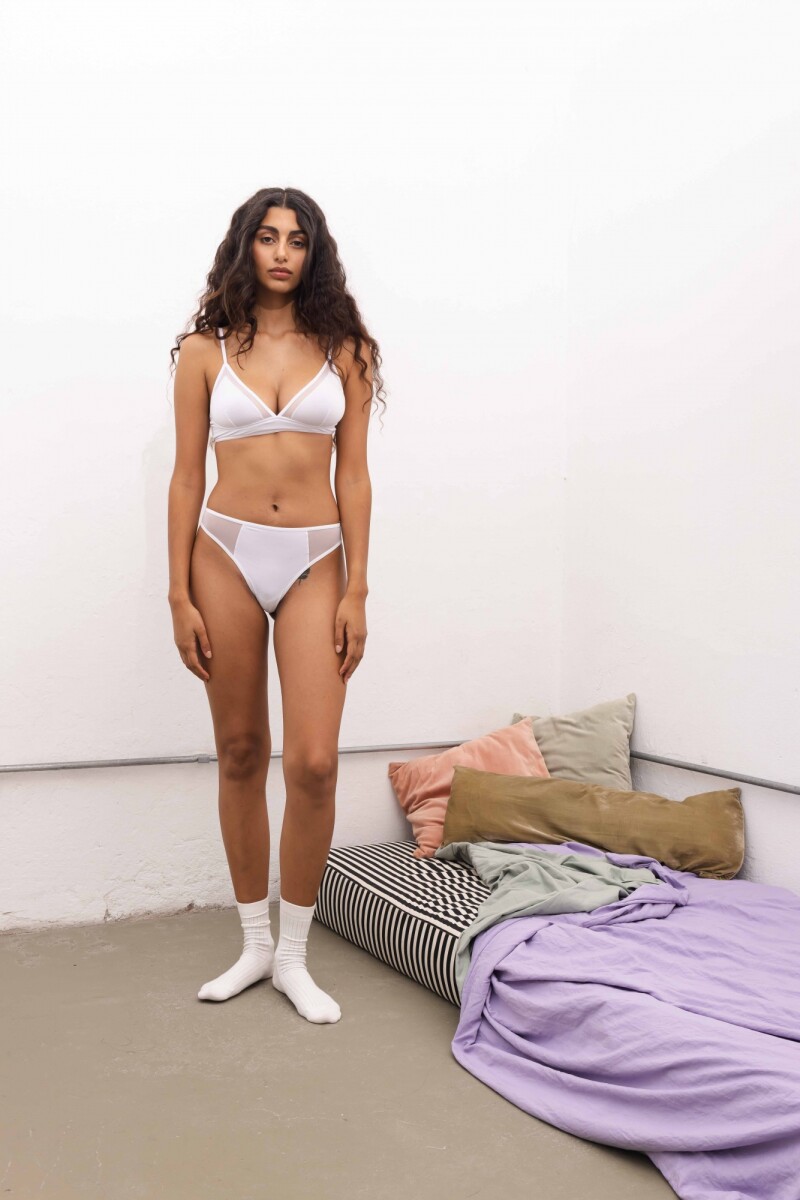 Vedetina Less Emma [B28] Blanco