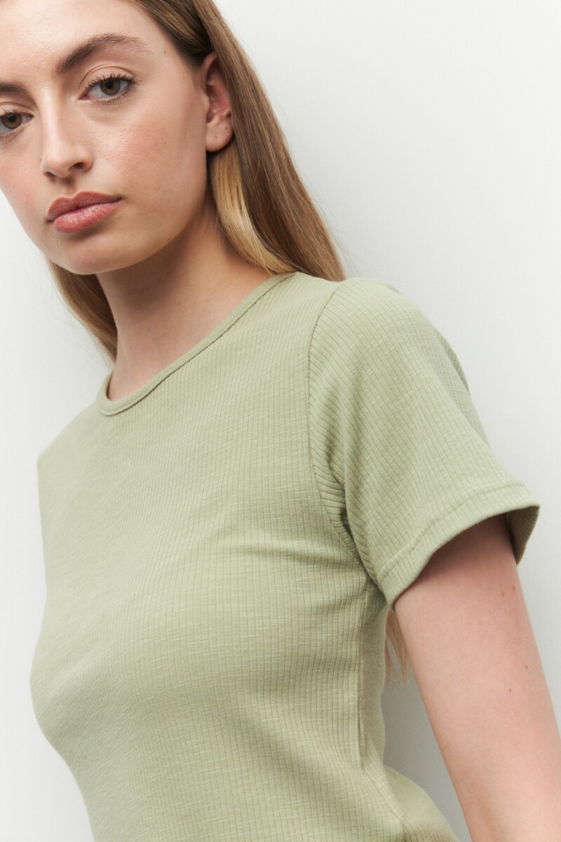 REMERA ROGERS Verde Oliva