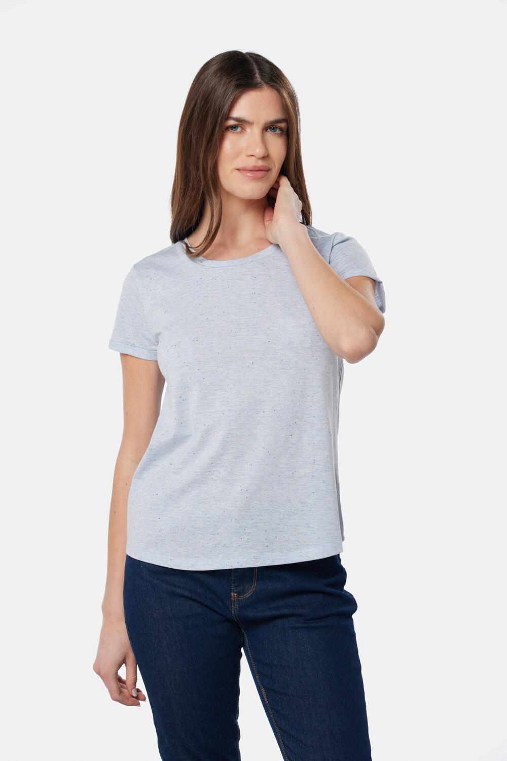 REMERA LISA CON PECAS Celeste