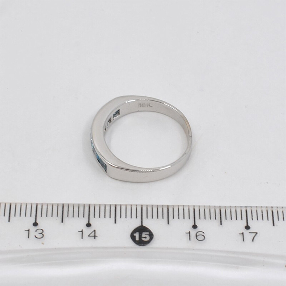 Anillo Medio Sin Fin En Oro Blanco 18K Y Topacios Anillo Medio Sin Fin En Oro Blanco 18K Y Topacios