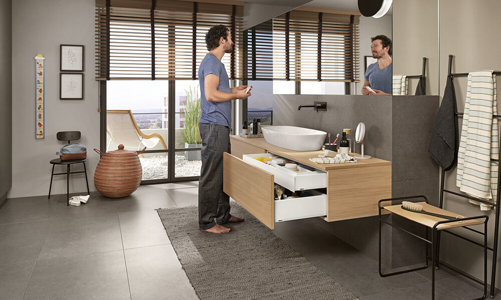 BLUM MERIVOBOX M SW lateral 470M4 400