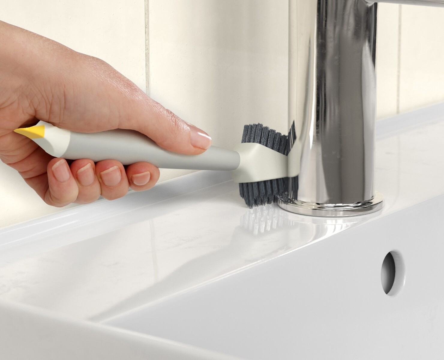 Cepillo de Limpieza 3 en 1 Joseph Joseph CleanTech™ - Preventa 