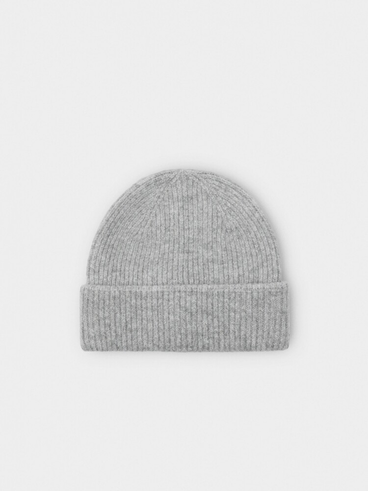 Gorro Canalado Con Dobladillo gris