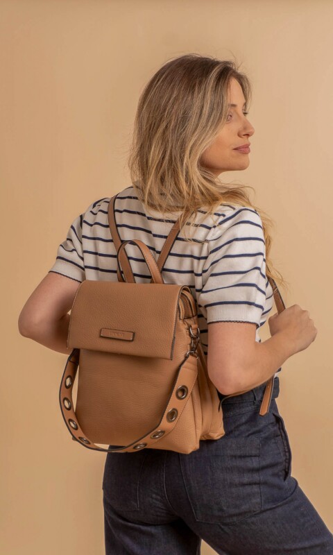 MOCHILA JAZMIN ALMENDRA