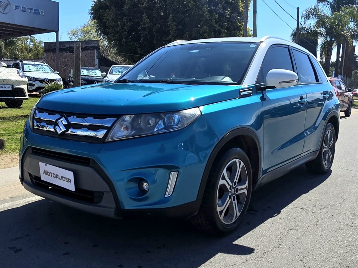 Suzuki Vitara GLX EXCELENTE ESTADO! | Permuta / Financia Suzuki Vitara GLX EXCELENTE ESTADO! | Permuta / Financia