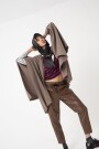 Pantalón slim fit Marron