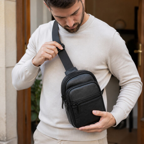 Morral mochila cruzado de cuero 13x21x5cm Negro
