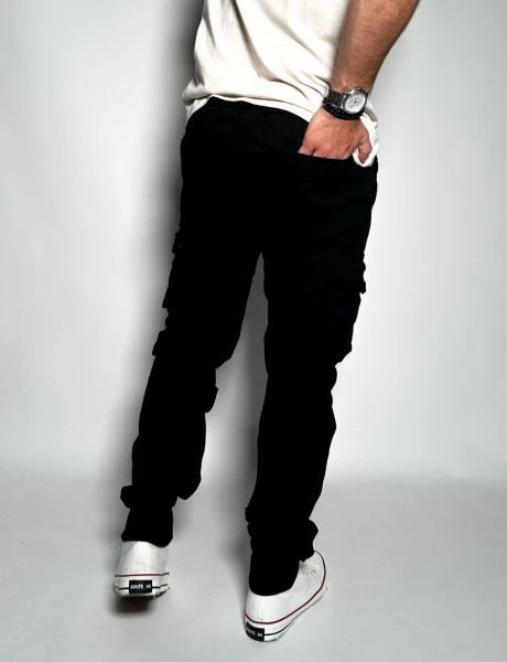 Pantalón cargo con puño León Negro