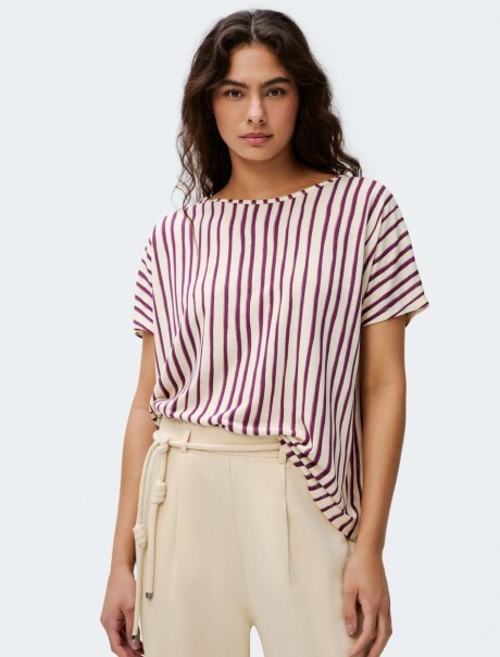 BLUSA ESTAMPADA DE MANGA CORTA VIOLETA