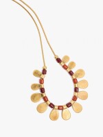 Collar Con Cuentas Y Medallas multicolor