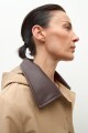 Trench impermeable cuello en contraste beige