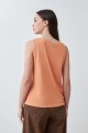 Musculosa con puff print durazno