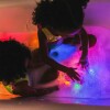 Set divertido GLO PALS para jugar en el agua amarillo