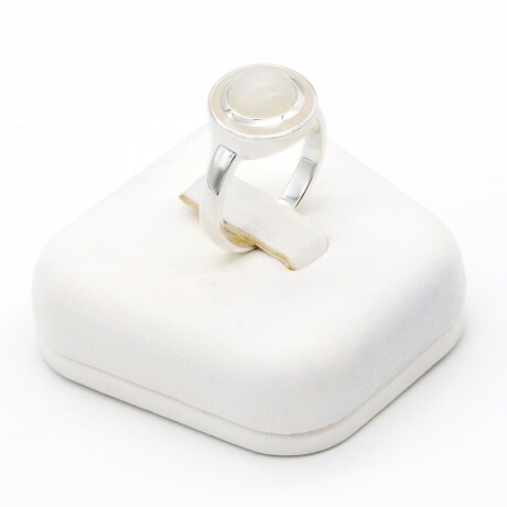 Anillo de plata 925 con nácar. Anillo de plata 925 con nácar.