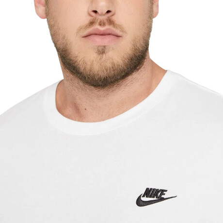 REMERA NIKE CLUB White
