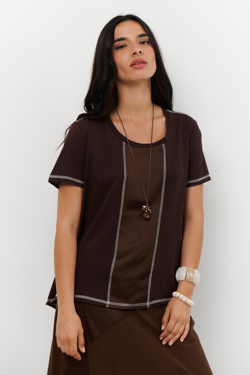 REMERA SATEN MARRON