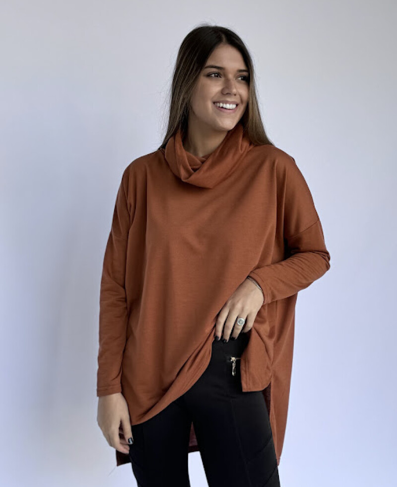 Polera Uma camel