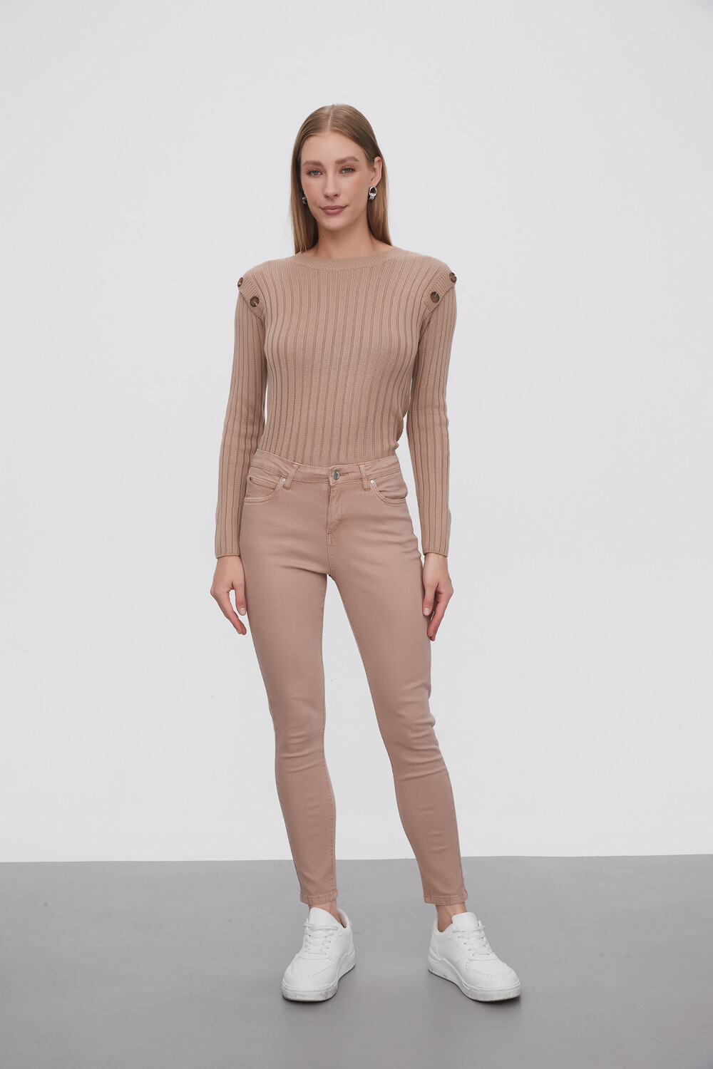 Pantalon Bardot Beige Oscuro