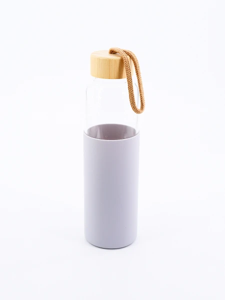 BOTELLA VIDRIO CON BASE SILICONA GRIS