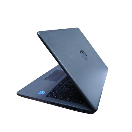 Notebook Hp 240 G8. Celeron N4020. RAM 4GB. Disco Sólido NUEVO 120GB. Pantalla 14" HD. Win11 Notebook Hp 240 G8. Celeron N4020. RAM 4GB. Disco Sólido NUEVO 120GB. Pantalla 14" HD. Win11