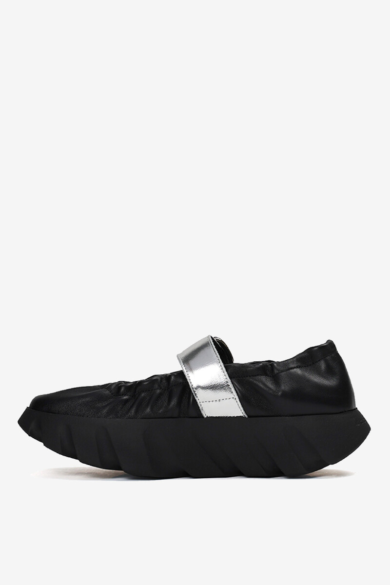 ZAPATO TURA COVE Negro