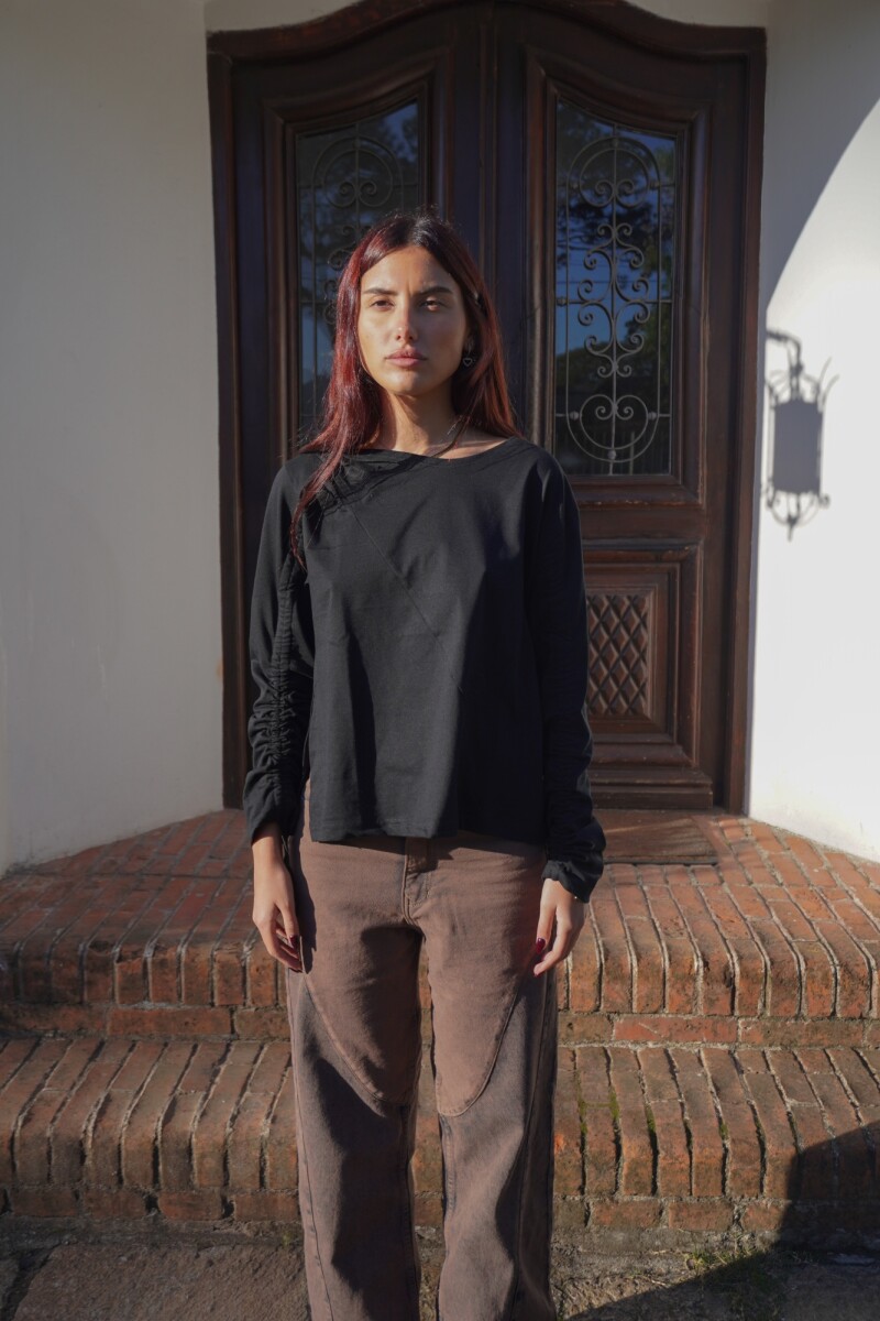 Remera Ana NEGRO