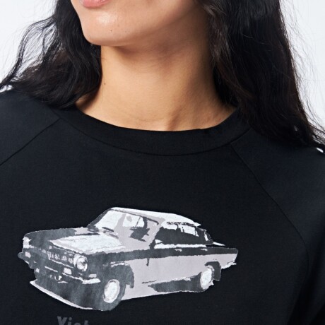 REMERA GEMS Negro