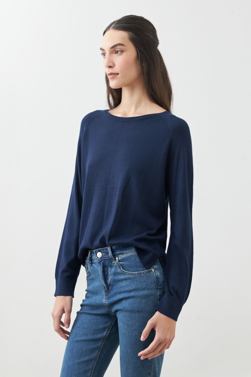 Sweater básico azul marino